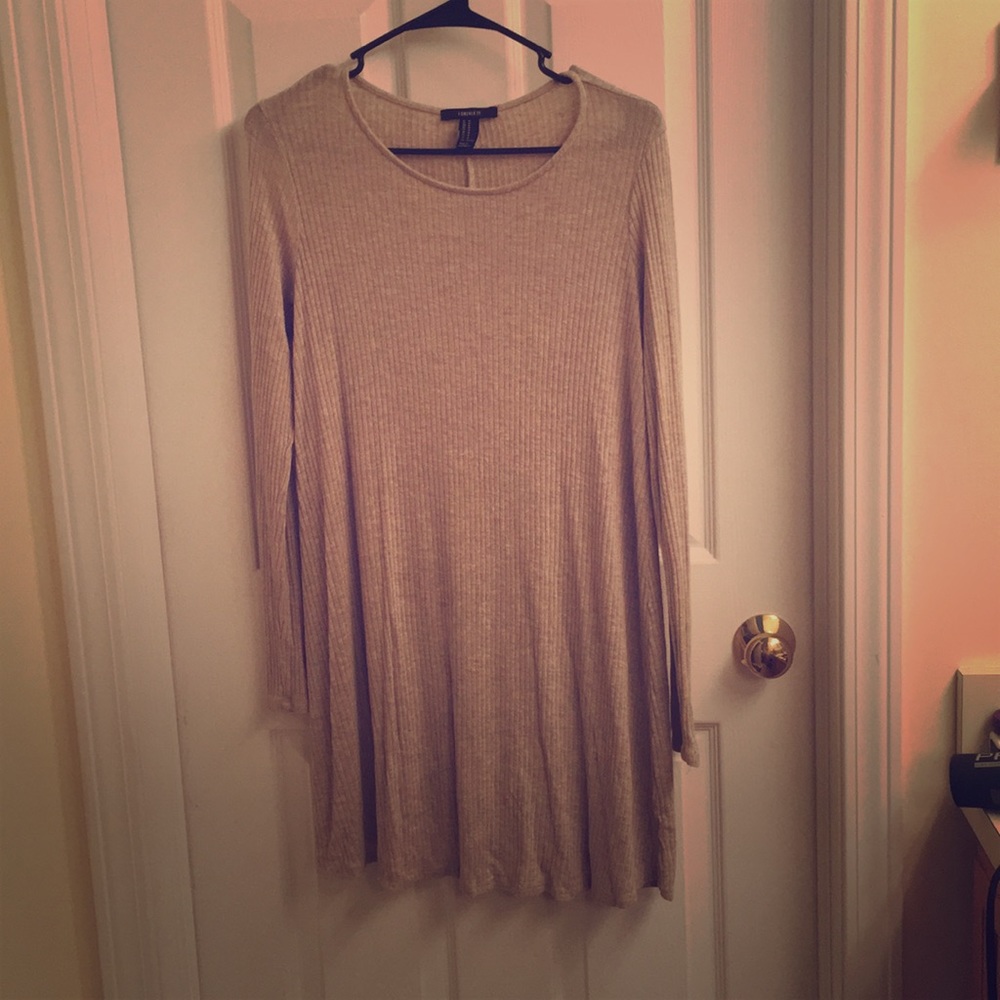 Flowy dress
